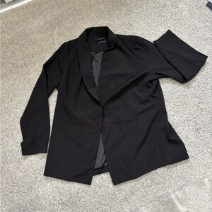 Torrid Parker Studio Crepe Blazer 
Size 0 LARGE Open Front